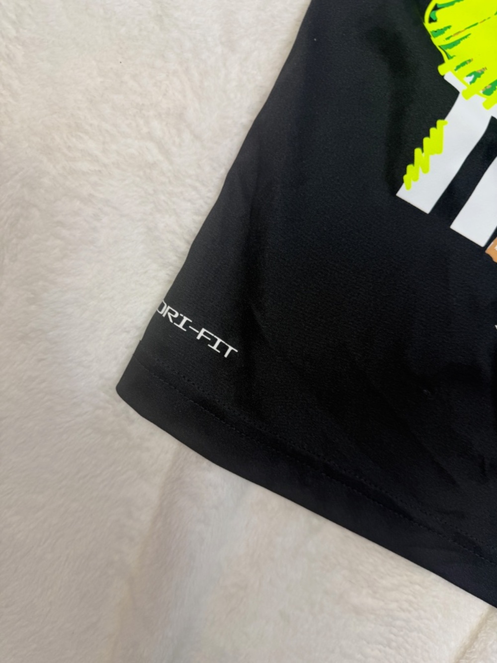3 Brand Nike T-Shirt Toddler Size 4 Black Large Graohic Performance - Picture 3 of 5